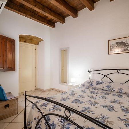 Entu E Mari - Grecu Lägenhet Cagliari Exteriör bild
